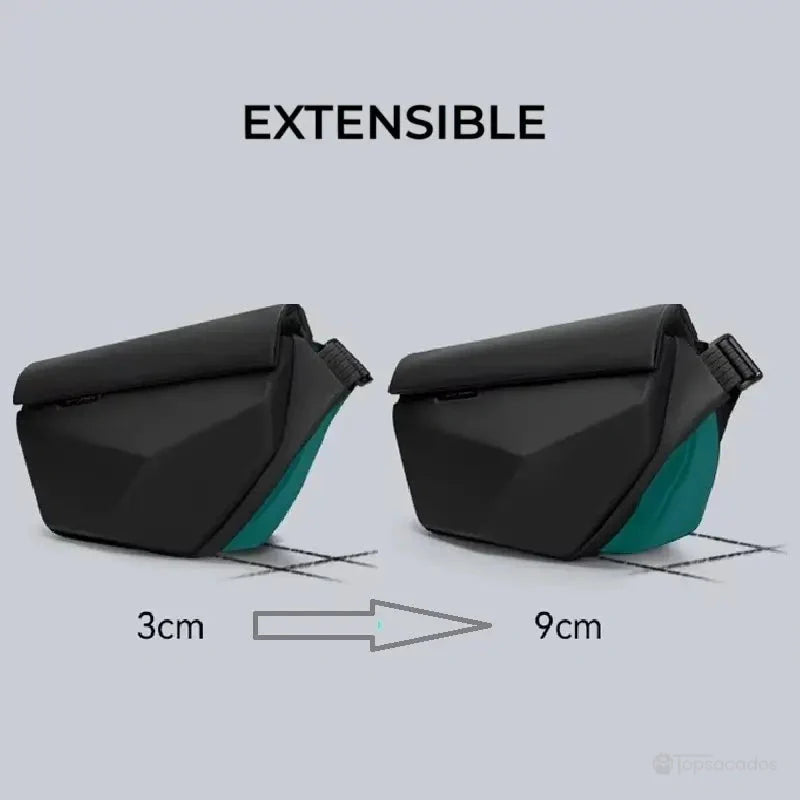 Sac à dos bandoulière extensible de 3 cm à 9 cm avec revêtement intérieur vert, vu en coupe latérale.