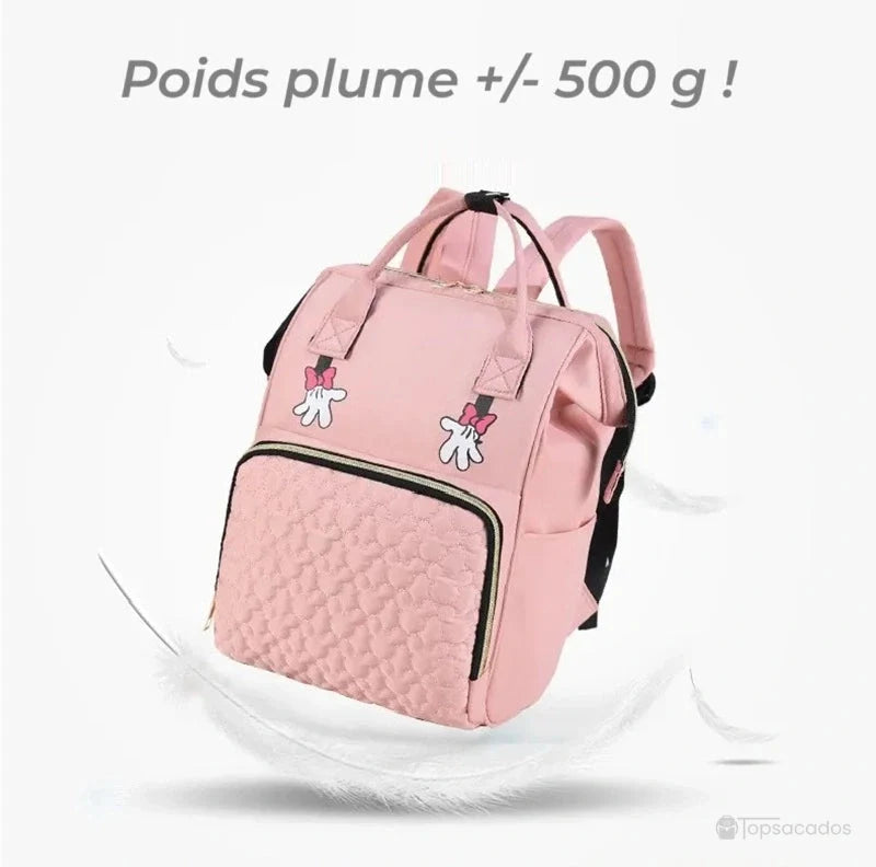 sac-a-dos-bebe-avec-son-prenom rose illustré sur fond blanc avec plume, indiquant un poids léger de 500 g