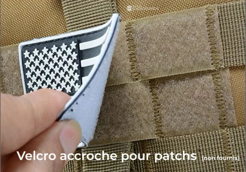 sac à dos camouflage avec surface velcro pour fixer des patchs personnalisés comme drapeaux ou logos