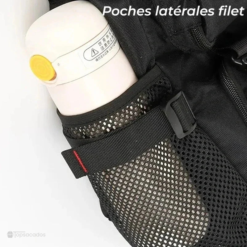 Sac à dos compartiment chaussure extensible avec zoom sur poche latérale filet contenant une gourde blanche