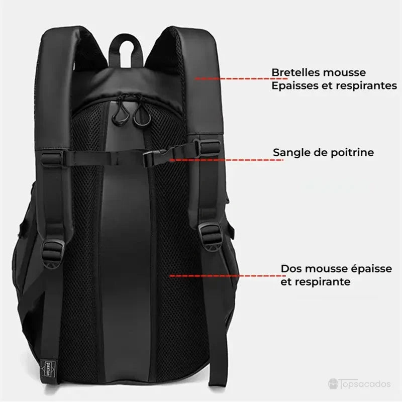 Sac à dos étanche pour moto vu de dos, avec bretelles épaisses respirantes, sangle de poitrine et dos en mousse aérée