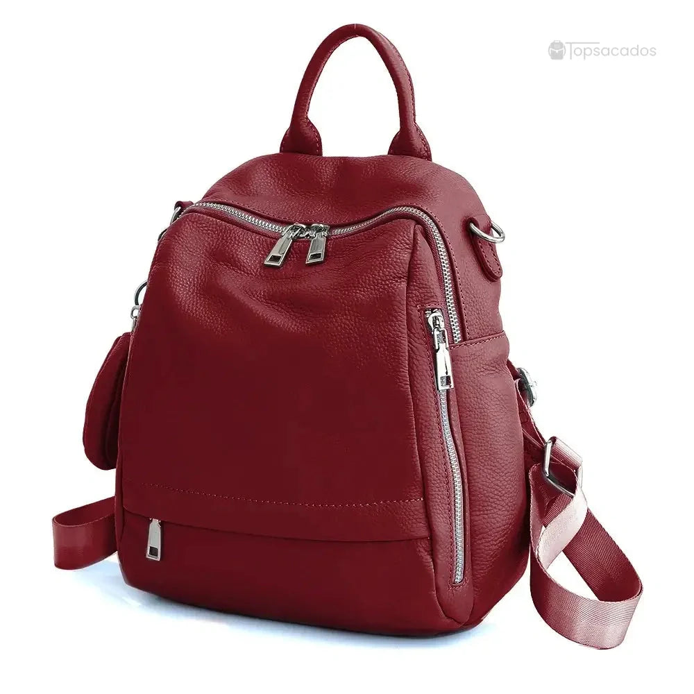 Sac à dos femme chic rouge bordeaux en cuir grainé, raffiné et audacieux pour rehausser une tenue