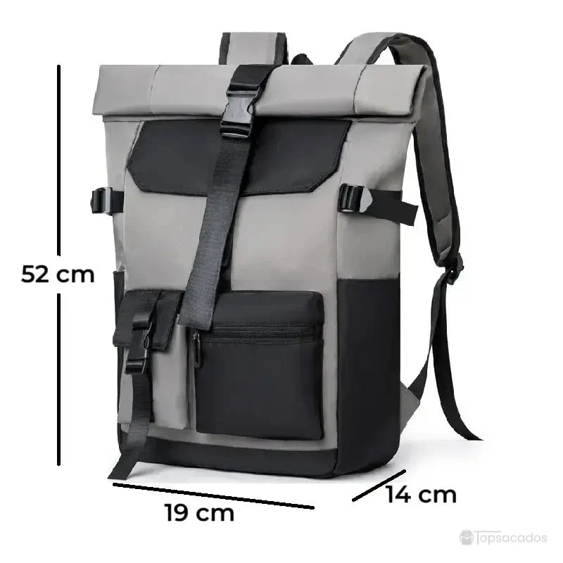 Sac à dos à fermeture enroulable gris et noir affichant ses dimensions : 52 cm de hauteur, 19 cm de largeur et 14 cm de profondeur, sur fond blanc épuré.