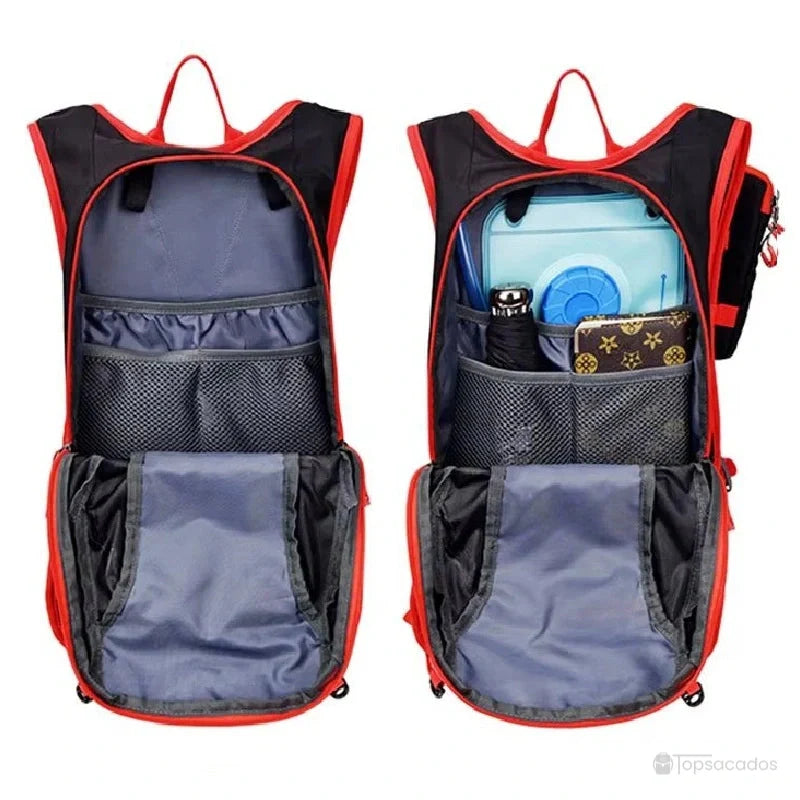 sac à dos hydratation ouvert avec compartiments intérieurs organisés et poche à eau visible