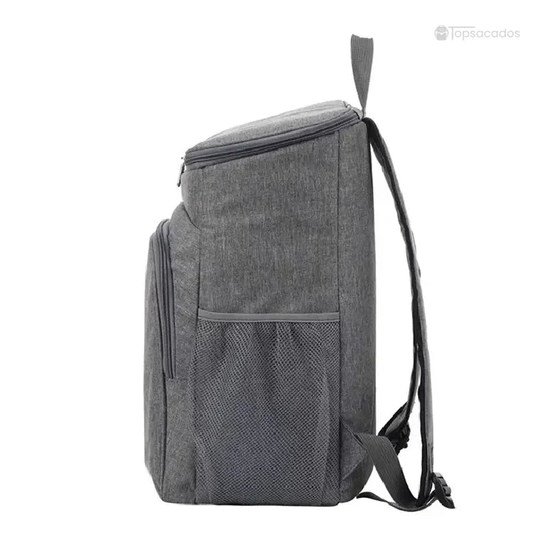 Sac à dos isotherme repas gris vu de profil, mettant en valeur l'épaisseur du tissu, la structure rigide et la poche latérale en filet vide.