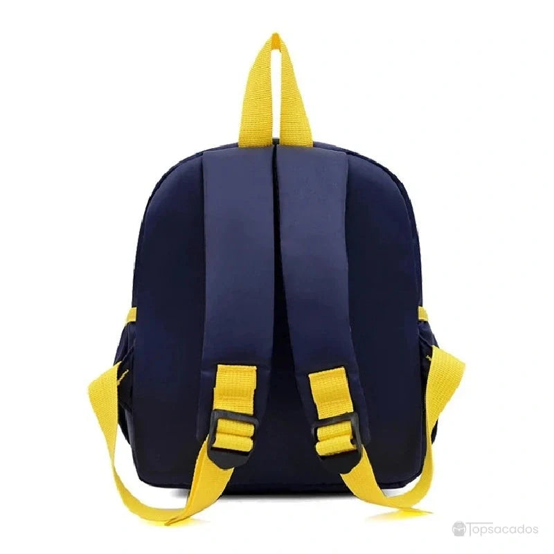 Sac à dos maternelle vu de dos avec bretelles épaisses et sangles jaunes ajustables, poignée jaune sur le dessus