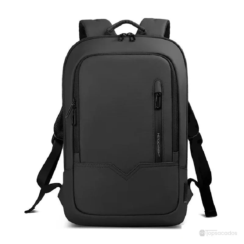 sac à dos ordinateur femme 15,6 pouces noir élégant avec fermeture verticale, vu de face sur fond neutre