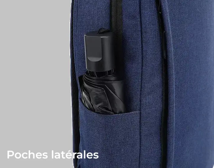 Sac à dos ordinateur Homme avec poche latérale contenant un parapluie noir, tissu bleu foncé.