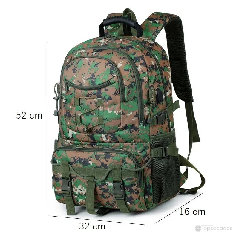 Sac à dos rando camouflage avec dimensions 52x32x16 cm affichées, conçu pour les longues randonnées