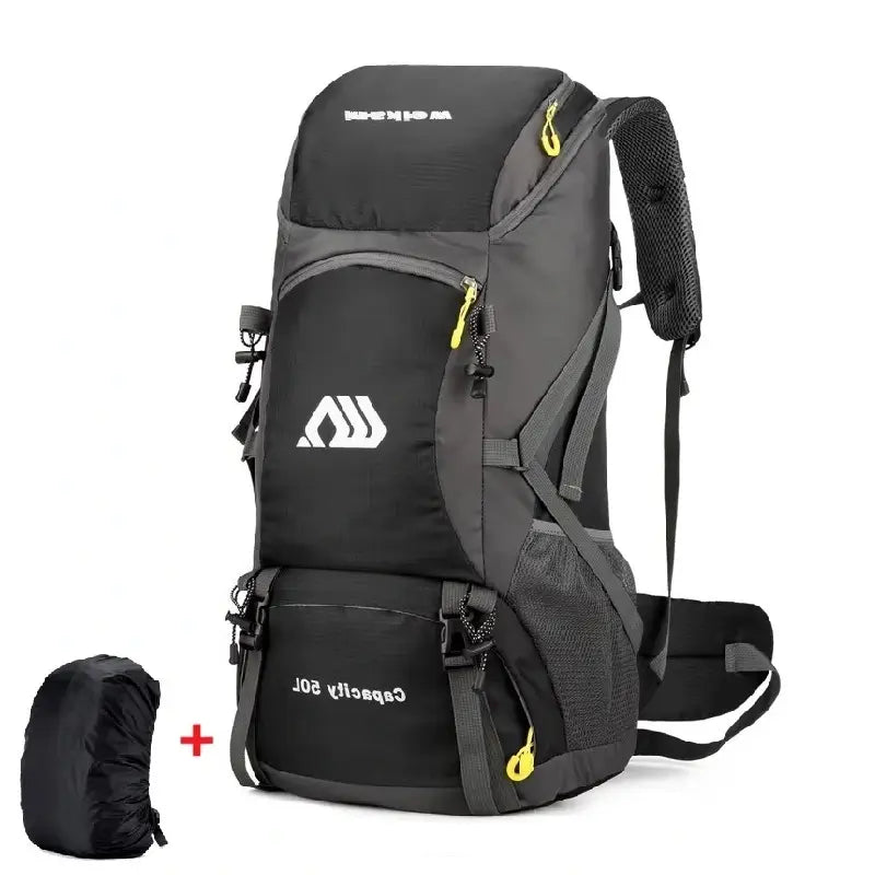 Sac à dos randonnée 50 litres noir avec poches latérales et housse de pluie, présenté debout sur fond blanc.