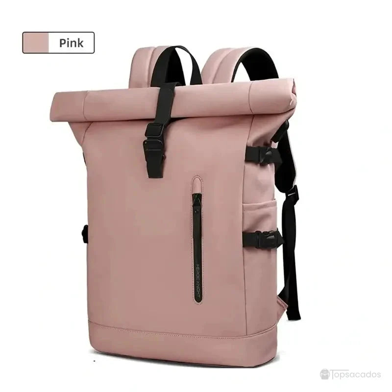 Sac a dos Roll Top rose pâle avec fermeture roll-top et poches latérales zippées, combinant design moderne et praticité au quotidien.