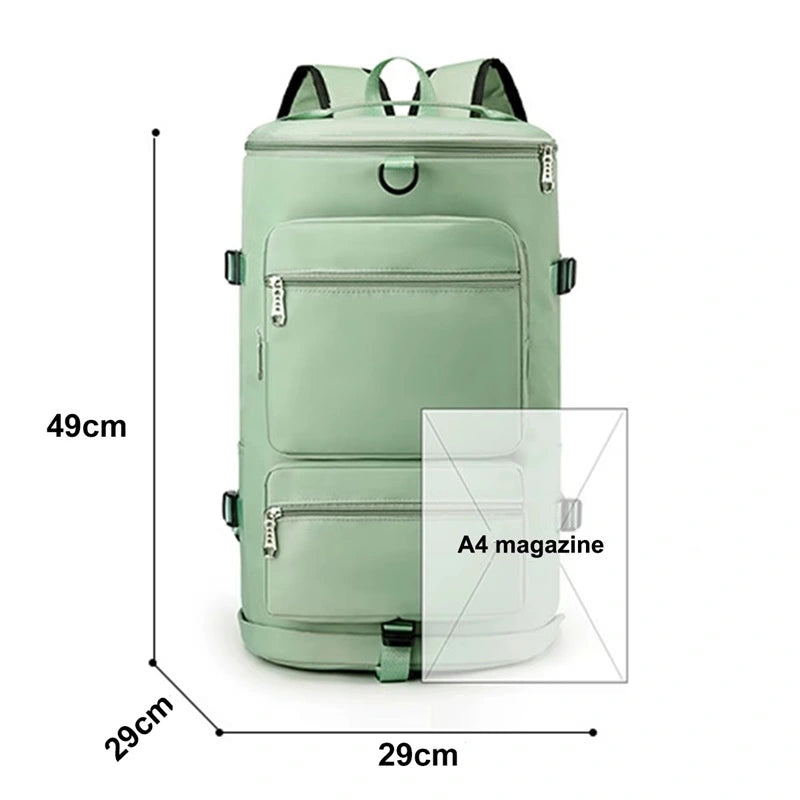 Sac à dos sport grand volume vert affichant ses dimensions : 49 cm de haut et 29 cm de large, avec format adapté à un magazine A4.