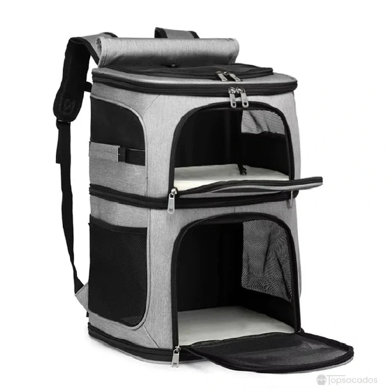 Sac à dos transport chat duo - ouvert en façade, montrant les deux compartiments vides avec tapis blancs, sur fond blanc.