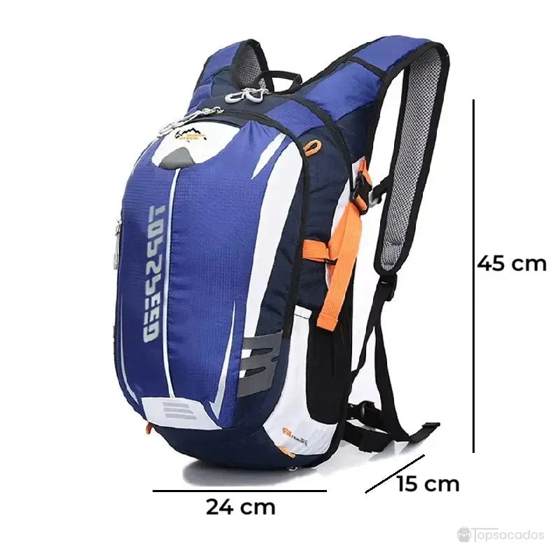 Sac à dos vélo avec poche à eau bleu avec dimensions visibles : 45 cm de haut, 24 cm de large et 15 cm de profondeur.