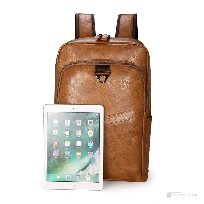 Sac à dos ville homme capable de contenir une tablette grand format, parfait pour les trajets en ville.