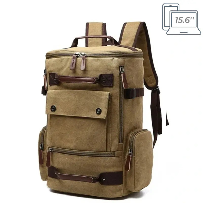 Sac à dos vintage homme couleur kaki clair avec grandes poches frontales et détails en cuir marron foncé.