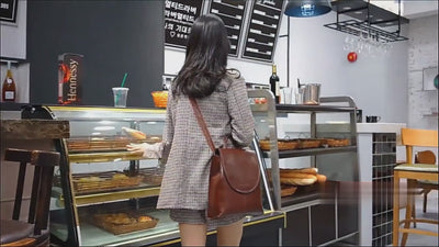 video-sac-femme-cuir-marron