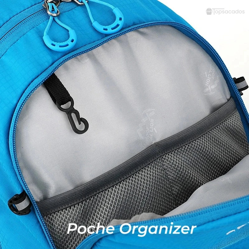 Sac à dos 20 L randonnée zoom sur la poche organizer avec crochet intérieur et filet de rangement