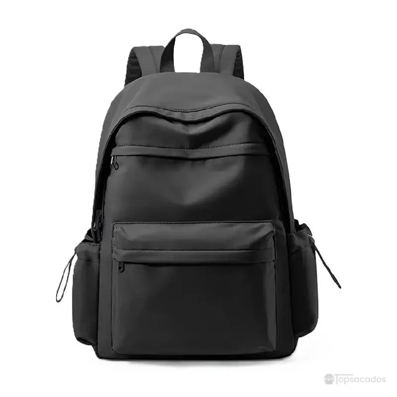 Sac à dos collège fille noir classique avec finitions soignées et multiples poches extérieures.