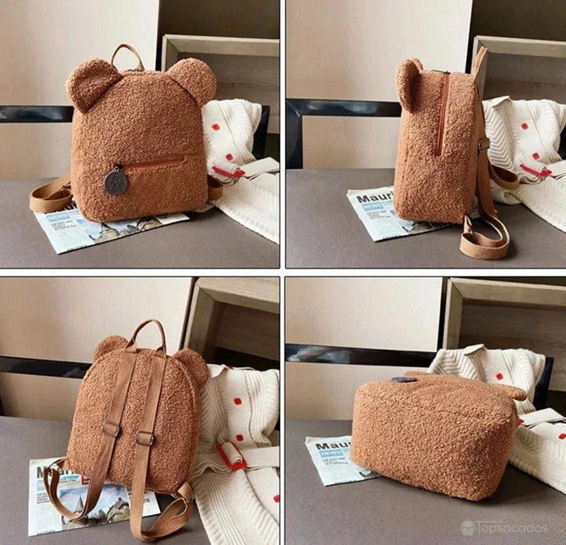 Sac a dos college Ourson vu sous plusieurs angles : face, profil, dos et dessous, posé sur table avec décor cosy