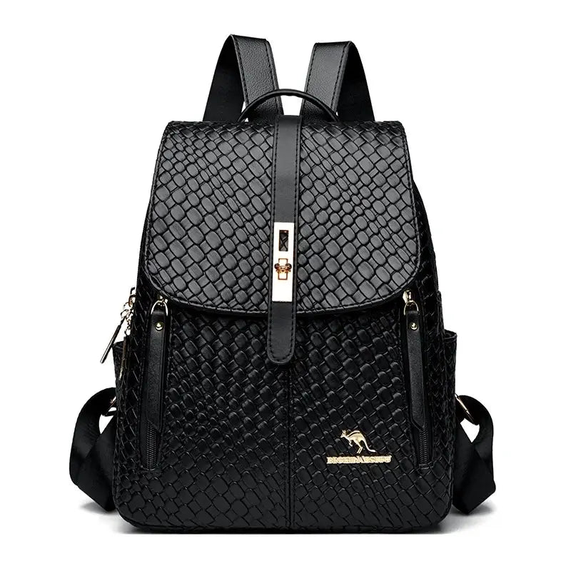 Sac à dos cuir femme noir avec texture embossée élégante, vu de face sur fond blanc
