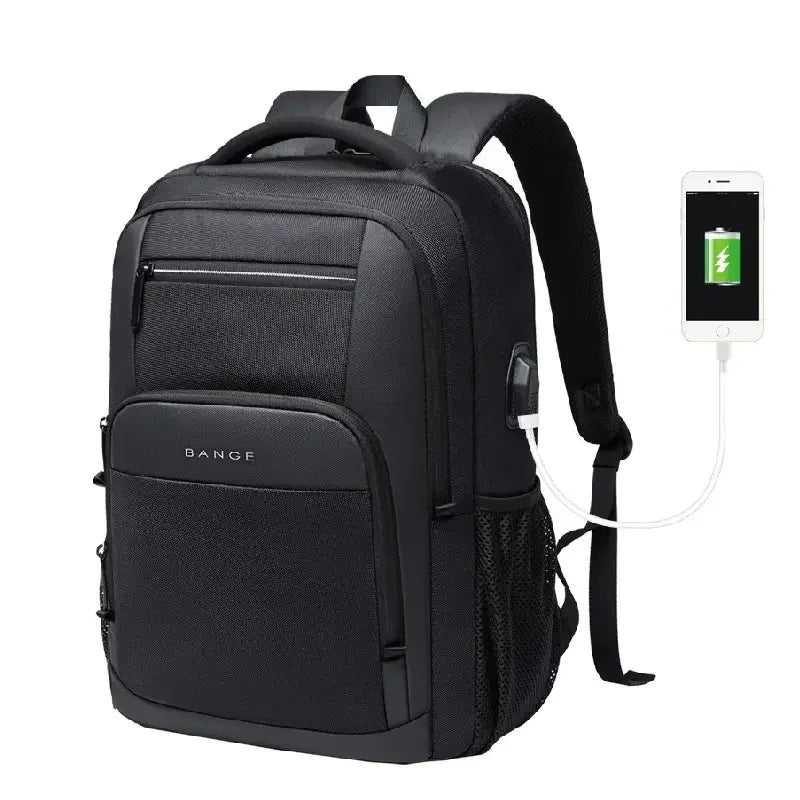 Sac à dos de cours entièrement noir avec port USB sur la sangle, idéal pour les étudiants et professionnels en déplacement