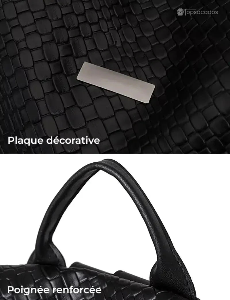 Sac à dos femme noir avec poignée renforcée et plaque décorative argentée sur simili cuir texturé, apportant une touche d’élégance.