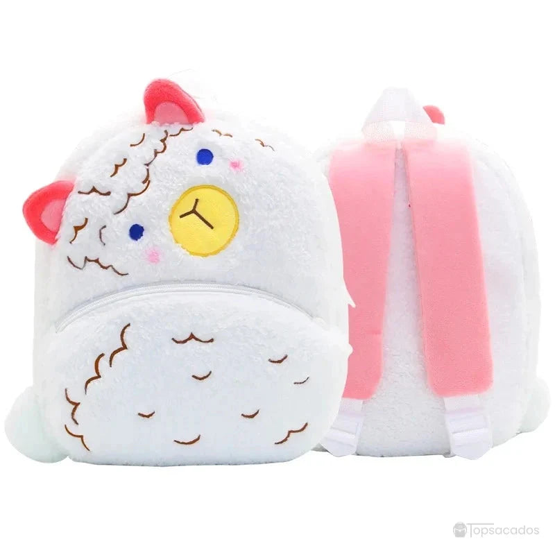 Sac à dos maternelle fille en peluche blanche en forme d’alpaga avec visage brodé et oreilles roses, idéal pour la crèche ou la petite section.
