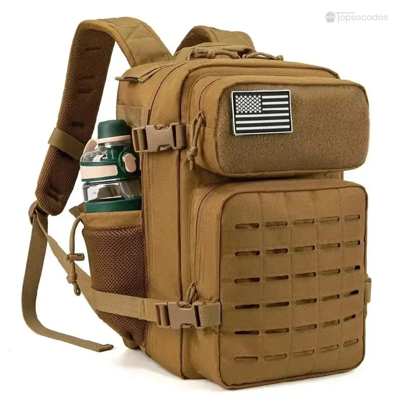 Sac à dos Militaire femme couleur kaki sable, compact et modulable
