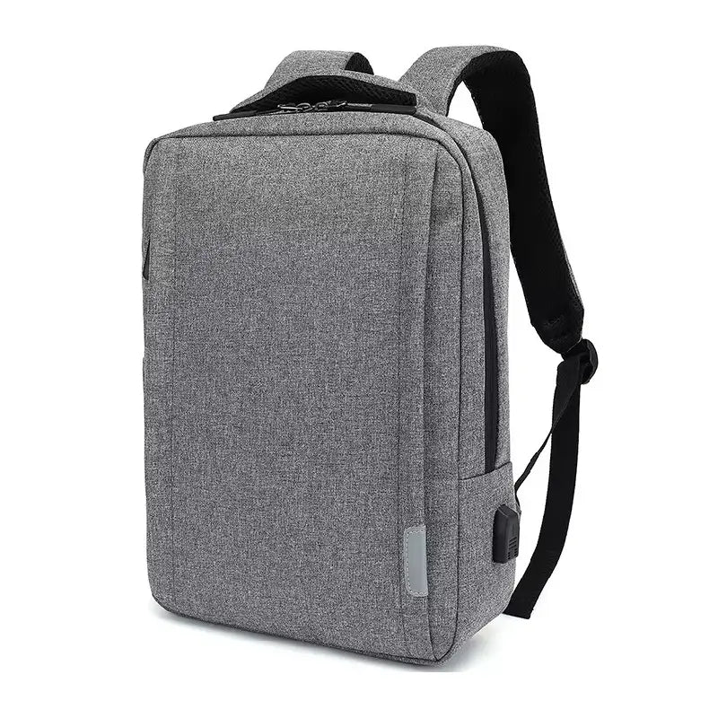 Sac à dos ordinateur Femme en tissu gris clair, élégant et minimaliste avec port USB visible sur le côté.