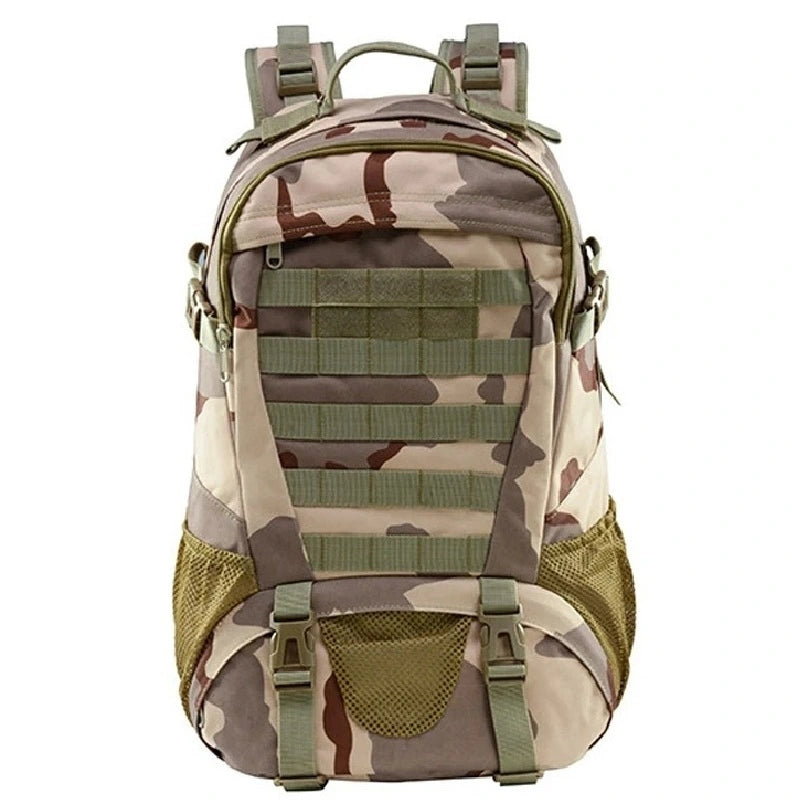 Sac à dos tactique 35 litres motif camouflage désert avec finitions vert olive sur fond neutre