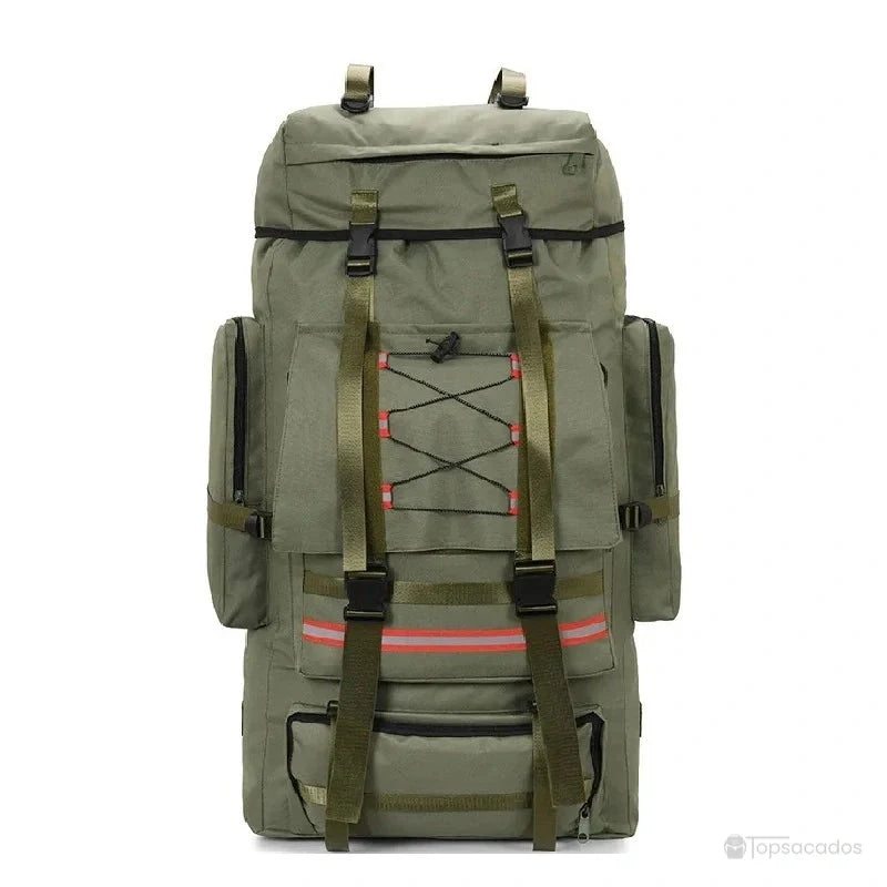Sac à dos trekking vert armée avec poches latérales et sangles réglables, parfait pour l’exploration en nature.